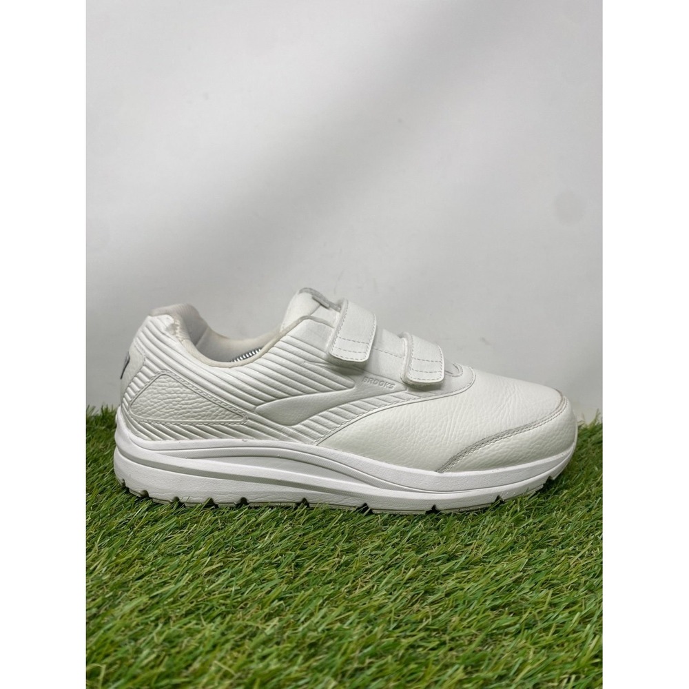 Brooks Addiction Walker V-Strap 2 Shoes Men's Size 10.5 White Walking Comfort